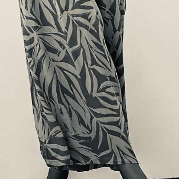 NWT Free People Movement size XS wide leg zipper - Picture 6 of 11